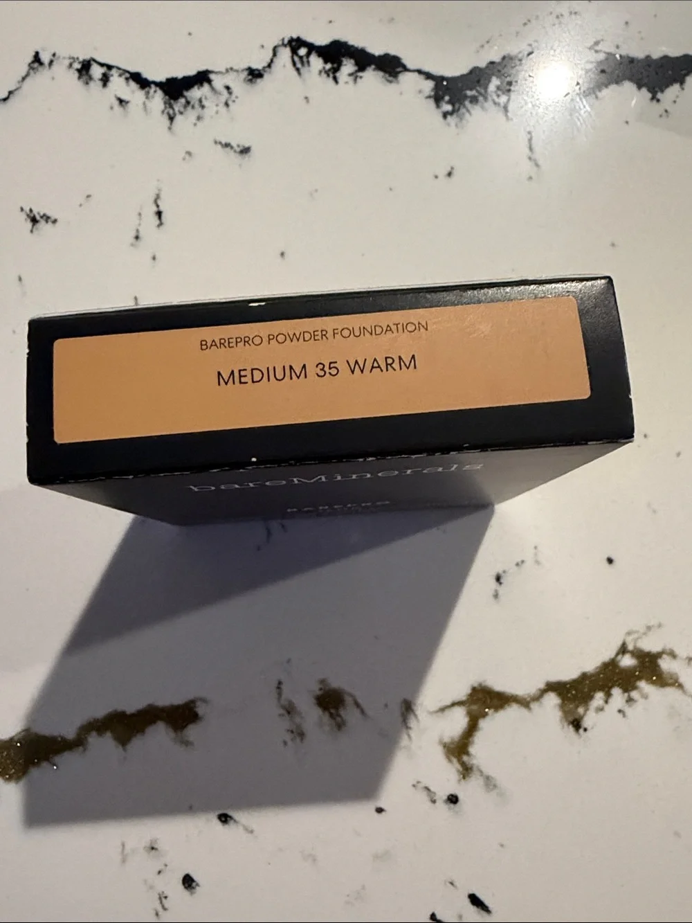 bareMinerals BAREPRO 16HR Powder Foundation — Medium 35 Warm